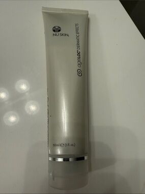 NU Skin ageLOC Dermatic Effects Body Contouring Lotion